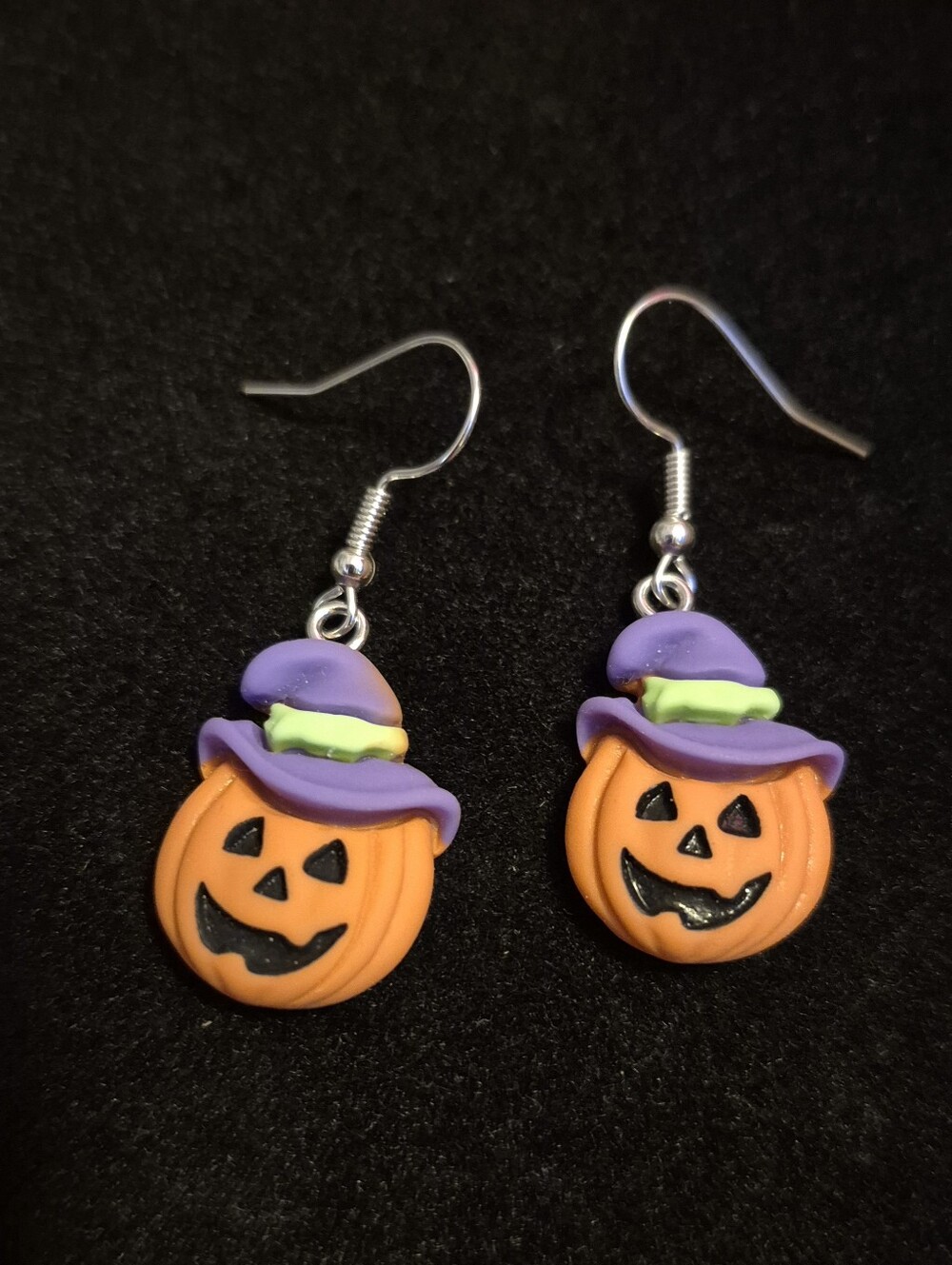 Handcrafted Pumpkin Jack-O'-Lantern In Witch Hat Earrings in Orange and Purple